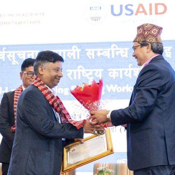 नेपाल टेलिकम विपद् जोखिम न्यूनीकरणका लागि सरकारद्वारा सम्मानित