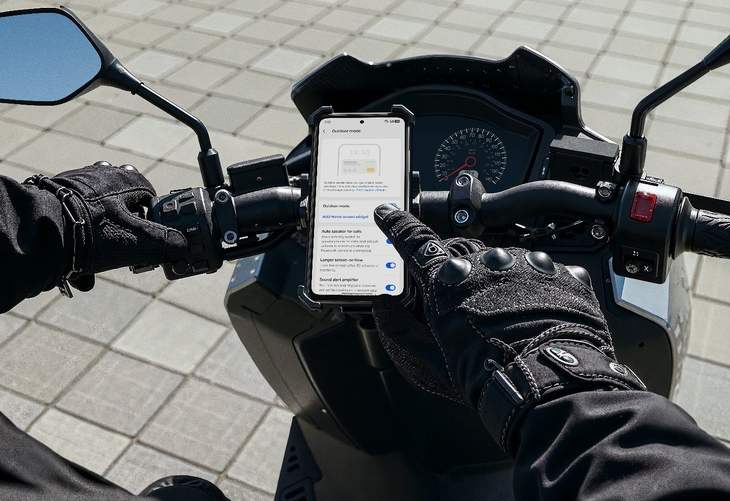 OPPO A5x Nepal gloves touch